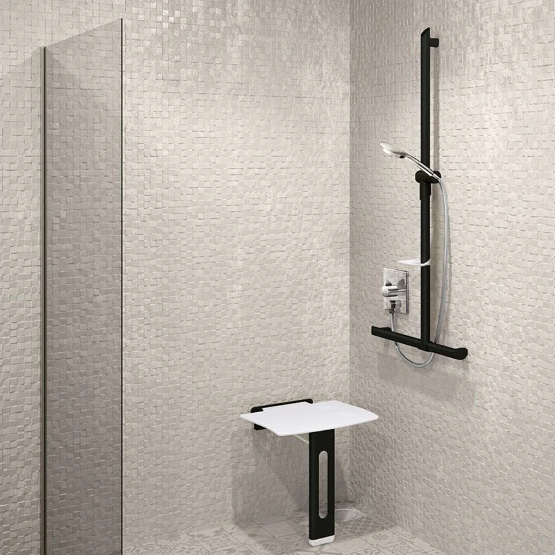 511930 Be-Line® Removable Lift-Up Aluminium Shower Seat with Leg - Image 4